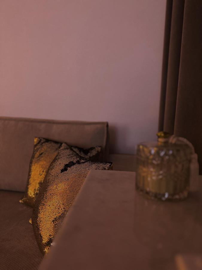 شقة Loft Przy Placu Niepodleglosci يلينيا غورا المظهر الخارجي الصورة