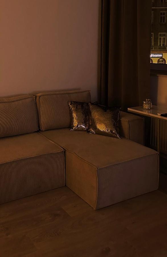 شقة Loft Przy Placu Niepodleglosci يلينيا غورا المظهر الخارجي الصورة
